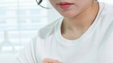 “손끝 저리고 화끈거려요”…혹시 ‘이 질환’ 신호?