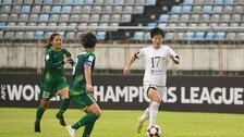 북한 여자축구 ‘내고향’ 팀 인천공항 입국…방한 일정 돌입