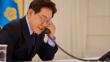 한미 정상 통화…미중 회담·한반도 평화·팩트시트 논의