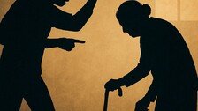 소변 실수하는 노모 폭행해 숨지게한 남매…존속살해 무죄 왜?[더뎁스]