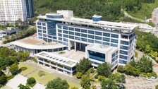 초등교 수업중 폭행당한 영어강사…교육청 “교권보호 대상 아니다”