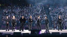 방탄소년단, 美 스탠퍼드 스타디움 태극기로 물들였다…15만2천명 열광