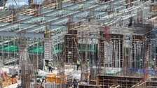 중노위 “타워크레인 노조 ‘진짜 사장’은 건설사” 1심 판정 뒤집혀… 건설업계 “재심 빗발칠 것”