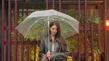 장원영, 비 오는 날에도 빛나는 미모… ‘분위기 여신’