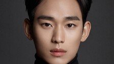 누명 벗은 김수현, 광고 촬영으로 1년만에 활동 재개