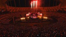 BTS “반갑습니데이~” 인사에 11만 아미 환호성