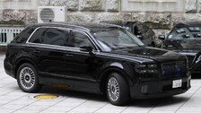 日다카이치, ‘달리는 집무실’ SUV 탄다…총리 전용차 6년만에 교체