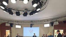 러시아 전쟁 고전하자…우크라 편으로 돌아서는 트럼프