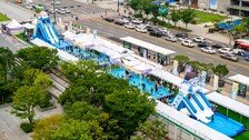서울 한복판에 모래해변이?…광화문 ‘도심 해변’ 개장