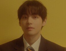 BTS 뷔, 얼굴이 서사다…교복+첫사랑 감성 제대로 말아줬네