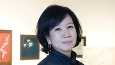손혜원 “노인(김종인)은 바뀌지 않는다”…정청래 “손, 자랑스럽다”