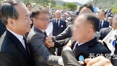 성난 광주… 박승춘 쫓아내고 野지도부에 “똑바로 못하나”