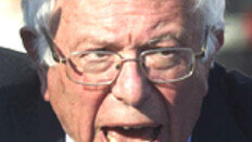 패배 인정않는 샌더스 “힐러리는 次惡”