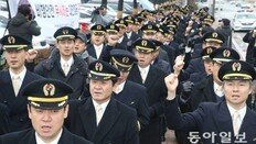 “임금 올려달라” 대한항공 조종사 파업