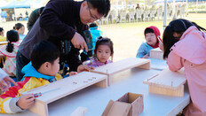 목재가구-목공DIY-목조건축… “목재 사용해 지구온난화 막아요”