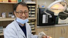 [新 명인열전]12년간 외국인 근로자 진료… “치과의사로 사회적 책임 다해야죠”