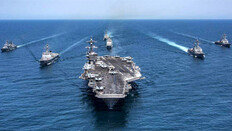 美 루스벨트 항모전단, 대북 무력시위 위해 동해로