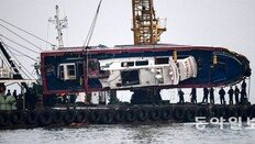 해양대 교수 “영흥도 낚싯배 전복, 폭 좁아 늘 위험 존재하던 해역…조치는 적절”