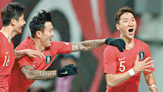 철벽 뚫은 황의조-정우영… ‘벤투 축구’는 강했다