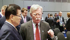 워싱턴 안팎 “文정부, 北 압박않고 되레 美 설득… 같은 편 맞나”