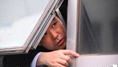 “명백한 외압” vs “당연한 권리”…여야 패스트트랙 외압 공방