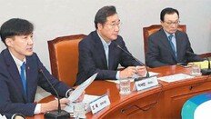 조국 “무슨 일 있어도 끝을 봐야”… 與 “개혁법안 통과로 마침표”