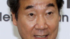 민주당 새 대표 이낙연 “코로나 국난 극복할 것”