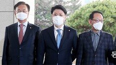 김종인 “나라꼴 우스워져… 대통령은 왜 말이 없나”