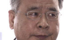 ‘화천대유에 5억 송금’ 박영수 “계좌 빌려준것”