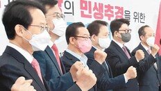 당정 “자영업자 차등없이 최소 600만원 지급” 공약 이행 속도전