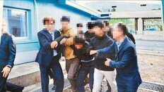 檢 ‘서해 피살 - 강제북송’ 관련 국정원 압수수색… ‘박지원, 비서실장 통해 보고서 삭제’ 정황 포착