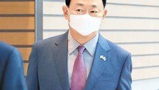 신동빈, 투자 잰걸음… 롯데 “바이오-모빌리티 육성”