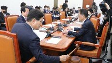 혈세 아낄 재정준칙은 뒷전, ‘퍼주기’ 예타 완화는 한마음인 與野[사설]