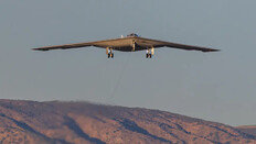 美 차세대 핵전략폭격기 ‘B-21 레이더’ 첫 비행