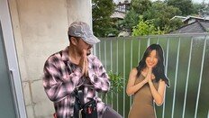 “요가천재 됐어요”…이효리 요가원 찾은 래퍼의 정체는?