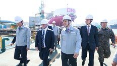 이지스구축함 ‘연 5척’ 건조능력 확보… 2035년까지 ‘방산 연 매출 10조’ 목표