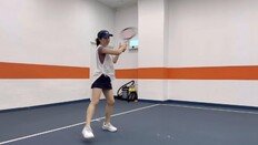 ‘현빈♥’ 손예진, 긴 머리 싹둑…상큼한 여신