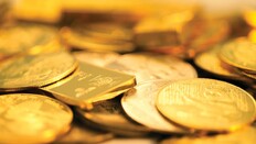 고점 찍고 하락한 금값, 저점 매수 기회일까