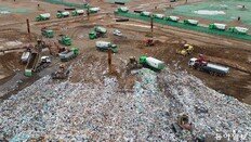 한달반 뒤 수도권 쓰레기 못 묻는데, 소각장 신설 ‘0’