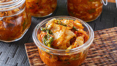 해외선 ‘한국 김치’ 먹는데…국내선 ‘중국산’ 늘었다