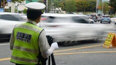 ‘교통지옥’ 강남 사거리에 “AI 꼬리물기 단속장비” 도입된다