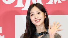 조보아, 결혼 1년 만에 축복…임신 소식 전했다