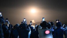 시민들 “꿈 싣고 날아라” 환호… 李 ‘5대 우주강국 도전’