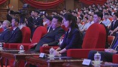 김정은 “공군에 새 전략자산 부여될 것”…딸 주애 등장
