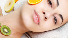 비타민C, 피부에 양보 말고 먹어야 피부 ‘탱탱’ …“하루 키위 2개 분량”