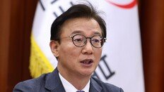 통일교 前간부 “전재수에 4000만원-명품시계 전달”… 田 “전부 허위”