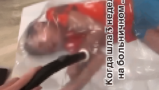 “엄마!” 비명에도 아들 진공포장…‘좋아요’에 눈먼 러시아 엄마