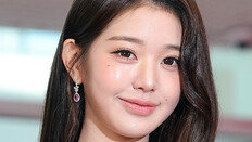 억소리 나는 조공, 이제 그만…아이브, 팬 선물 정중히 거절