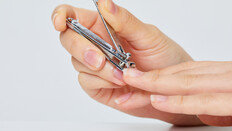 “가족이니까 괜찮다?”…손톱깎이, 1인 1개 써야 안전 [알쓸톡]