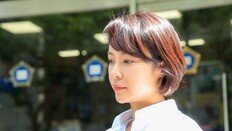 황정음, 43억 횡령 법인 미등록…와이원 “계약 해지”